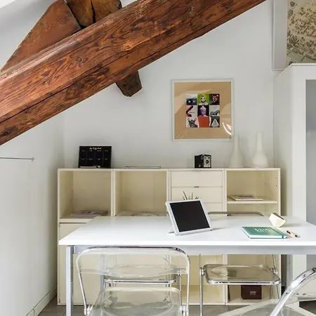 Appartement Joivy Top-floor Studio By Vittorio Formentano Park *