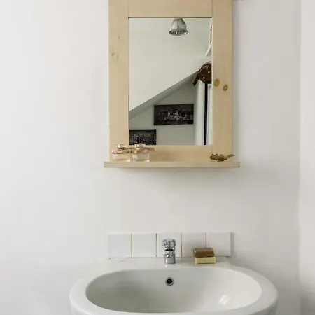 Joivy Top-floor Studio By Vittorio Formentano Park