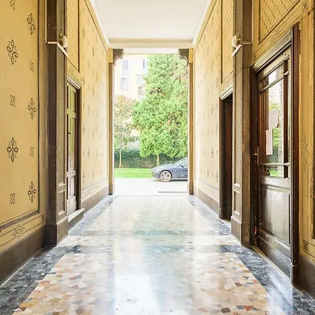 Joivy Top-floor Studio By Vittorio Formentano Park Appartement